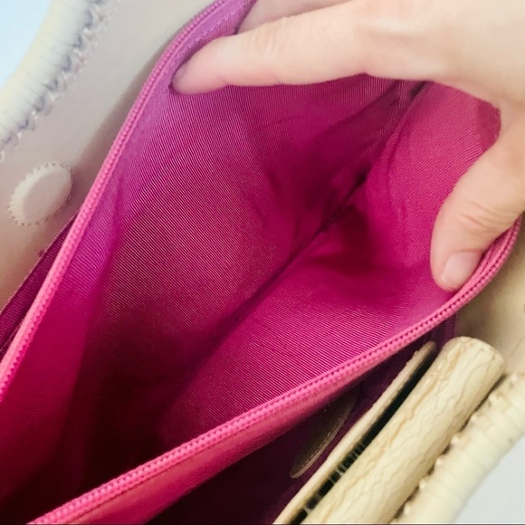 🎯3/$10 Vintage Donna Dixon Handbag Round Handle Embossed Floral Cream Purse - Picture 9 of 10